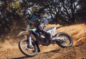 Read more about the article Unleash Dominance: The 2025 Husqvarna FC450 near Peoria, AZ