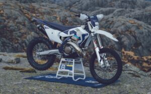 Read more about the article Why the WP XACT Closed Cartridge Suspension on the 2026 Husqvarna TE 300 Matters for Avondale, AZ Enduro Riders