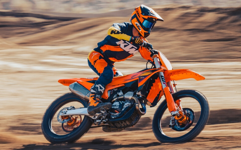 You are currently viewing Why Launch Control and Selectable Maps on the 2026 KTM 450 SX-F Give Avondale, AZ Racers a Real Edge